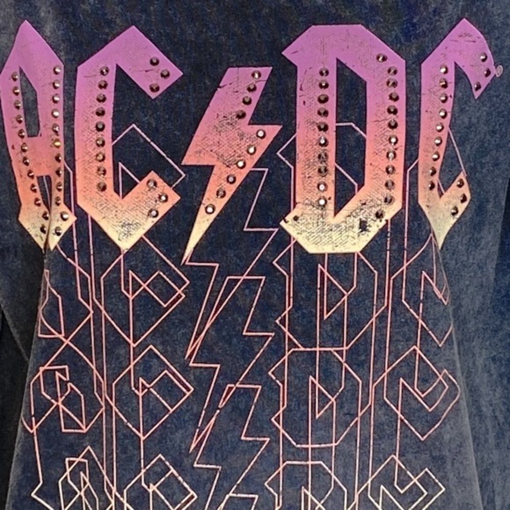 NEW…Charcoal/Pink ACDC t-shirt size XS (extra small) from STRADIVARIUS - Picture 3 of 5